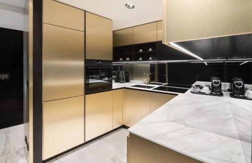 Posh Residence Luxury Suites - Photo 53