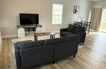 Comfortable Home Near Downtown Burlington NC - Foto 16