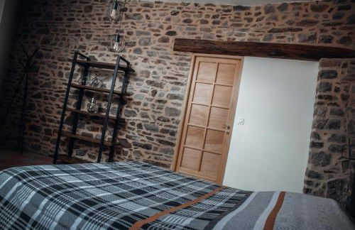 maison quartier médiéval au pied du château FOUGERES - Foto 36