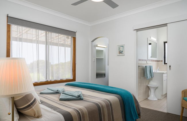 Emu Bay Holiday Homes - Photo 22