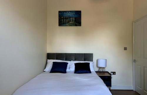 Two Bedroom Holiday Home - Photo 11