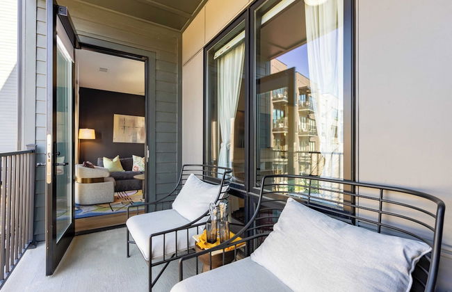 Walkable Midtown Location Modern Amenities, Pool & Gym Anthem by Avantstay - Foto 8