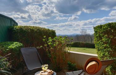 T1 Bis avec piscine vue golf et montagnes - Foto 1