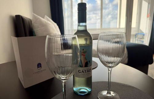 CuxHeaven - modernes Studio-Apartment direkt am Meer mit Pool, Sauna und Massage - Foto 8