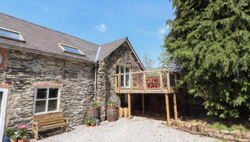 The Coach House - Photo 2