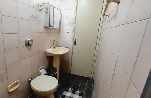 APTO - 1,3 km da AFONSO PENA - 3 quartos com ar condicionado - Foto 30