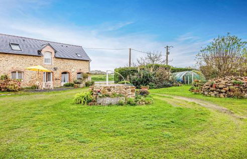 Gorgeous Home In Saint-Méloir-Des-Ondes - Foto 1