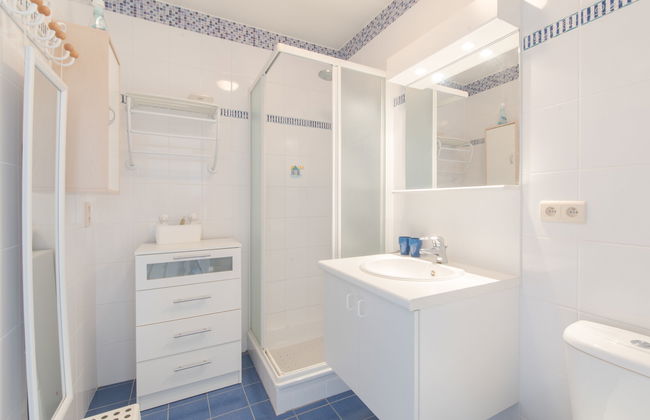 1 bedroom Apartment in De Haan with swimming pool and garden - Photo 4