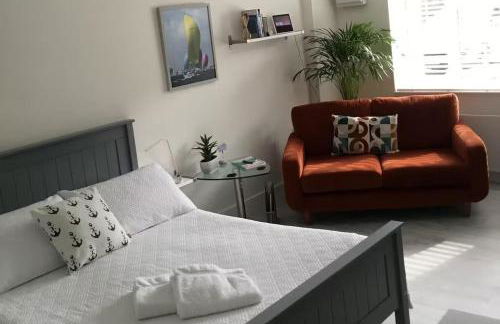 River Studio Sleeps 2 with Parking & Dog Friendly - Foto 2