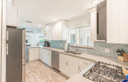 The Coastal Duo Escape - Foto 18