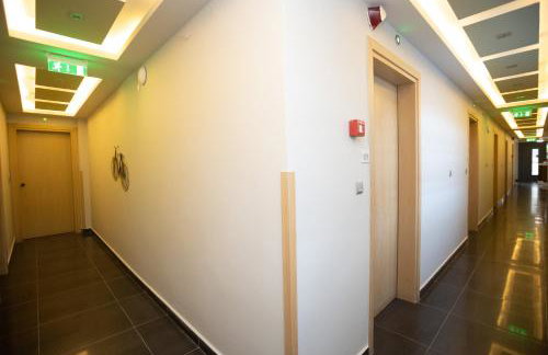 Amalia Center - Photo 44