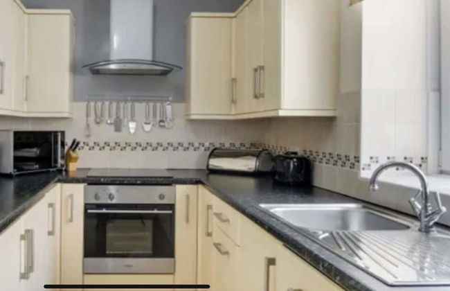 2bed Maisonette-sleeps 4-balcony, Sea Views, Wifi - Foto 3