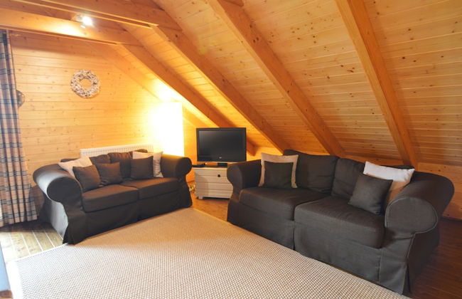Affluent Chalet in Septon with Whirlpool, Sauna, Hot Tub - Foto 25