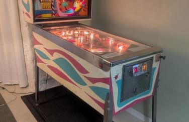 Historic Tudor with River Views & Fun Gaming Room - Foto 49