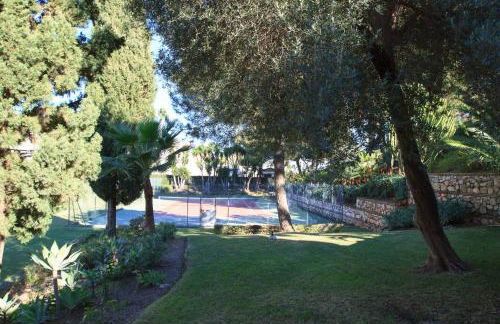 Cerros del Aguila - Photo 41