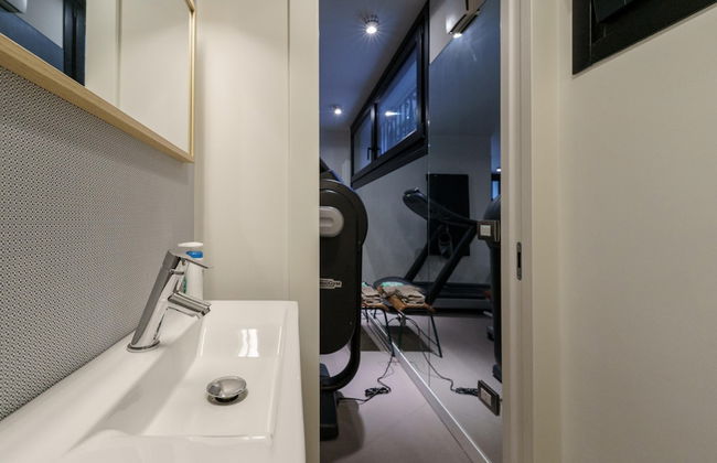 Charming Green and Blue Villa by Wonderful Italy - Photo 25