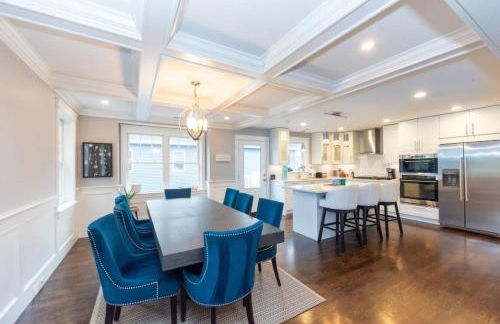 Ultra-Luxurious Home near Boston (Pet-Friendly) - Foto 16