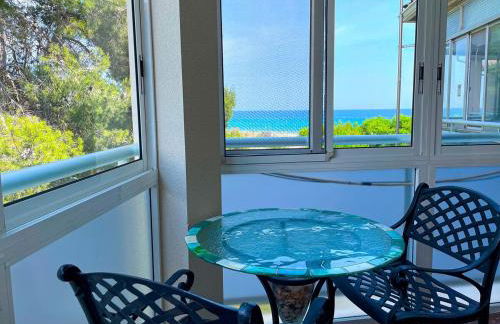 Seaside by Unik Vacation - Photo 1