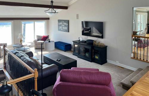 Inviting Family Abode with Dock on Norris Lake! - Foto 5