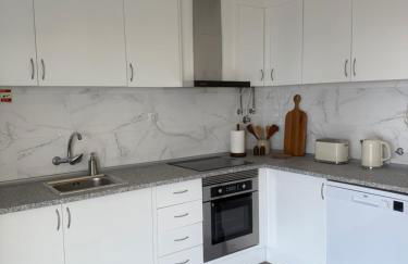 Stylish Ocean-View House near Ericeira - Foto 16