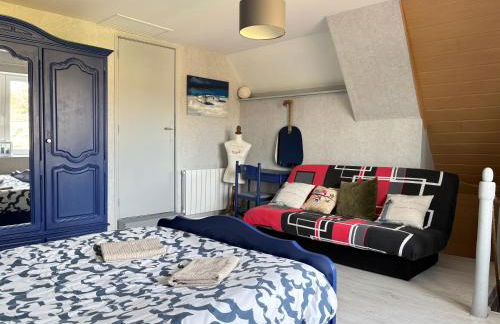 Rivage Maison spacieuse 10 p 5 chambres 2 sdb 2 WC tout confort avec jardin, belle terrasse aménagée, parking privatif, à 2 kms d'une petite plage, 3kms d'Omaha Beach et Port en Bessin - Foto 28