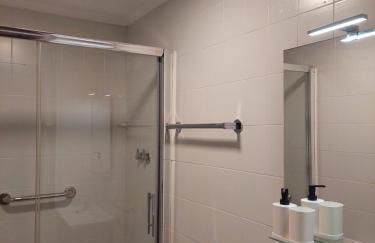 Piso luminoso, amplio y tranquilo en Casco Viejo - Foto 26