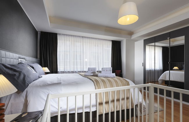 The Queen Luxury Apartments - Villa Carlotta - Photo 11