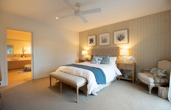 Hamptons Inspired Luxury - Photo 9