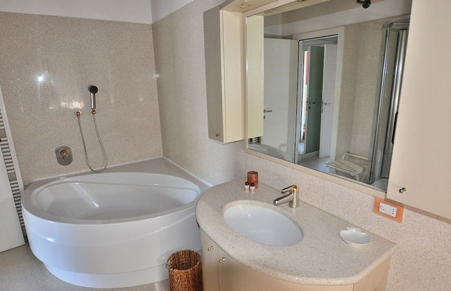 Villa Dismero With Pool - Photo 32