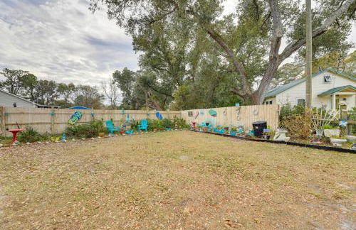 Peaceful Atlantic Cottage with Deck and Yard! - Foto 28