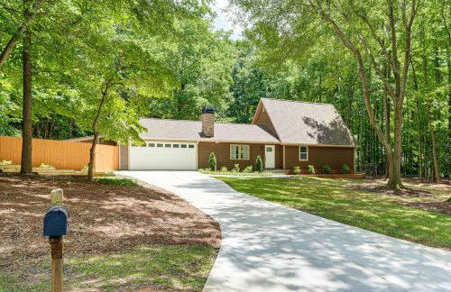 about 1 Mi to Dtwn Alpharetta Home with Screened Porch! - Foto 30
