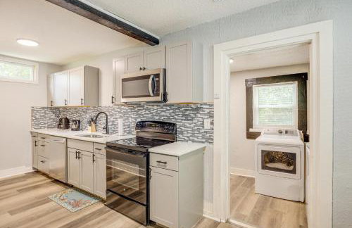 Less Than 1 Mi to EverBank Stadium Retreat with Yard! - Foto 4