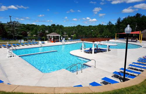 Chalet renovated Near Casino, Camelback , Kalahari 4bdrms firepit hot tub game room - Foto 42