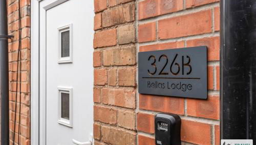 Bella's Lodge - Photo 5