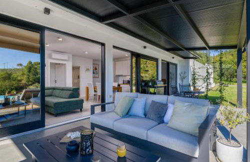 Casa Mille Olivi 2 - House with Private Pool & Lake View near Motovun - Photo 23