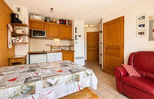 Appartement cosy 4 personnes avec WIFI et parking au pied des pistes - FR-1-505-5 - Photo 1