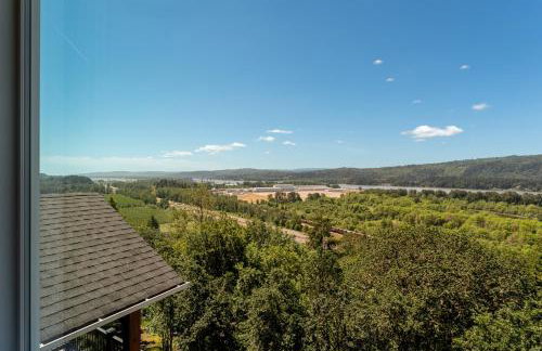 Eagles Bluff 1BR Suite of Kalama Oaks Lodge - Photo 1