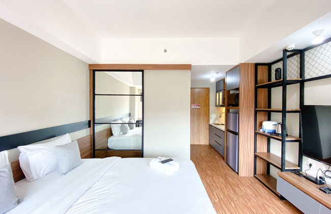 Homey and Simply Look Studio LRT City Jatibening Apartment - Photo 9