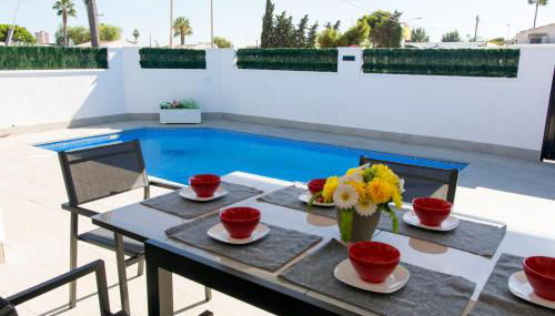 CASA SOLEADA Piscina CLIMATIZADA y PRIVADA - Foto 2