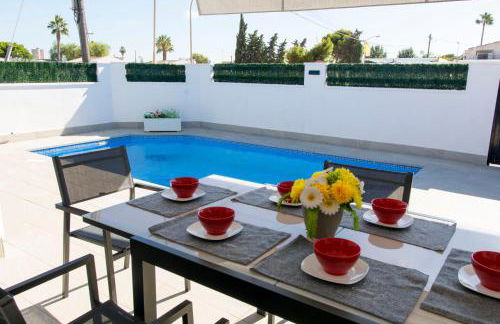 CASA SOLEADA Piscina CLIMATIZADA y PRIVADA - Foto 2