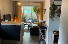 Agréable T2 traversant RDC avec terrasse - balcon - Parking 2 places - Clim portative - Foto 3