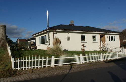 Holiday home in Erbach with swimming pool - Foto 1