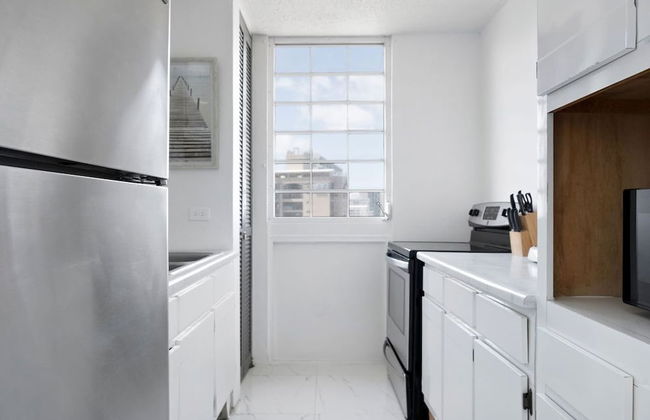 Flamenco Beach 2BDR Oceanfr Pool Parking - Photo 16