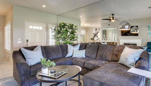 Patio and Pool Access Stunning Palm Desert Townhome - Foto 5