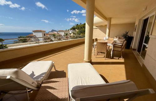 Precioso apartamento con piscina, vistas a mar - Foto 61