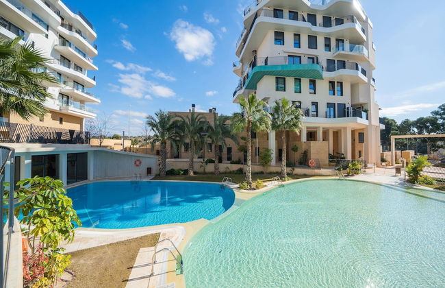 Villajoyosa Home With Shared Pool - Foto 1