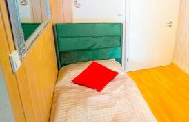 "Casa20200" 2 x Apartments je 150qm für Business, Familien, Gruppen, Handwerker 15min von BERLIN, Erdbeerhof, Outlet B5, 5min vom See Falkensee !! 2 Apartment each 150qm for BUSINESS , FAMILIES 15min from BERLIN!! - Foto 16