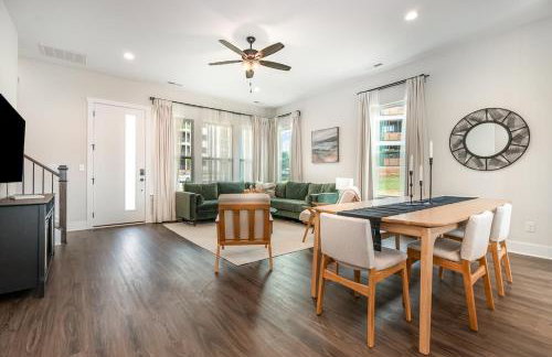 Spacious 4BR Near UNC Charlotte & Major Venues - Foto 46