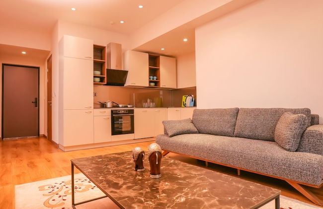 May Seven Service Apartment - Foto 1