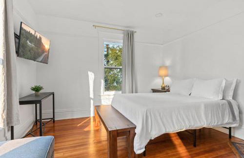 The Historic Bonners Family Home- 4 Bedroom - Panoramic River Views, Casino Nearby - Foto 27